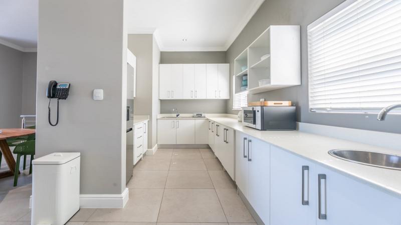 2 Bedroom Property for Sale in Big Bay Western Cape